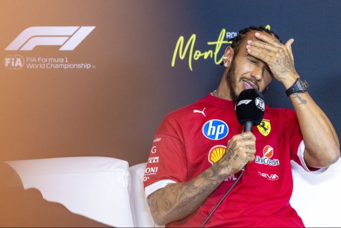 Lewis Hamilton hofft auf Updates am Auto. Lewis Hamilton