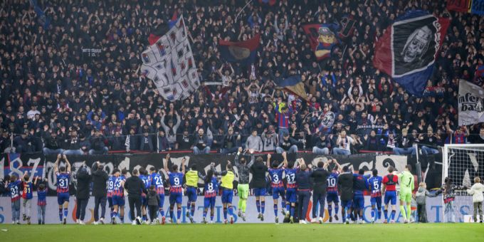Der nahende Titel des FC Basel ist ein Thema im Fussball-Talk. Fussball-Talk