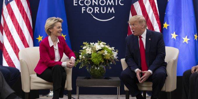 Donald Trump droht der EU mit Zöllen von 50 Prozent. donald trump