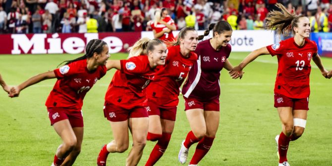 WEURO Frauen Fussball Zürich
