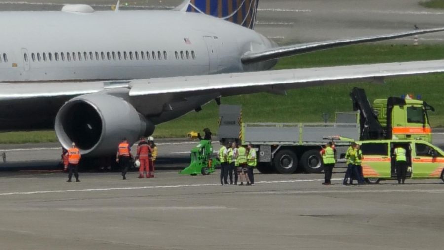 Die Feuerwehr ist vor Ort.