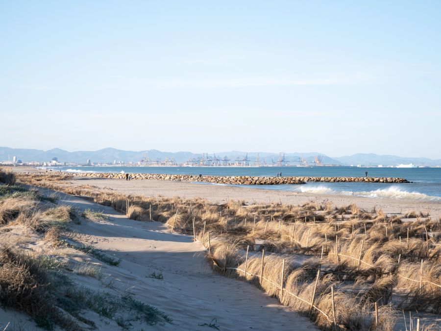 strand valencia