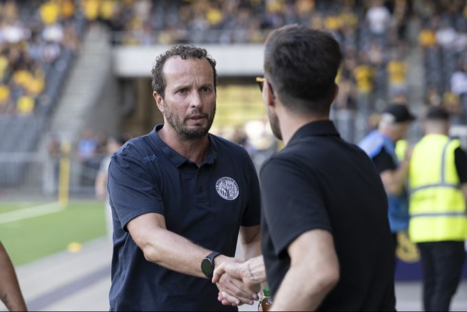 Trainer Edvaldo Della Casa verlässt den FC Breitenrain. (Archivbild) FC Breitenrain