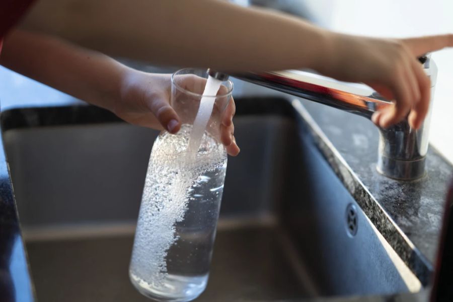 Dieses wird als «vermutlich krebserregend» eingestuft und ist ein Risiko fürs Trinkwasser. (Symbolbild)