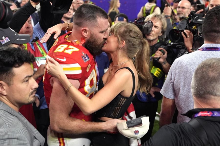 Travis Kelce Taylor Swift