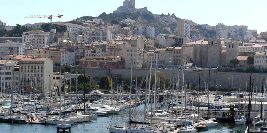 Die Hafenstadt Marseille wird seit langem von der Gewalt rivalisierender Drogenbanden erschüttert. (Archivbild)