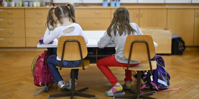 Schule Kinder russland