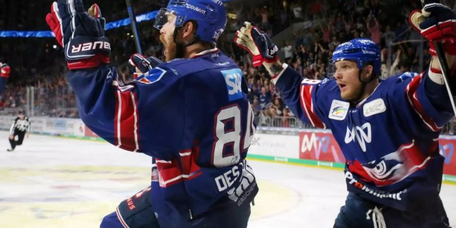 Heimfluch gegen München beendet - Adler Mannheim in DEL auf Titelkurs. Foto: Michael Deines