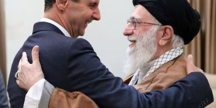 Assad mit Chamenei in Teheran