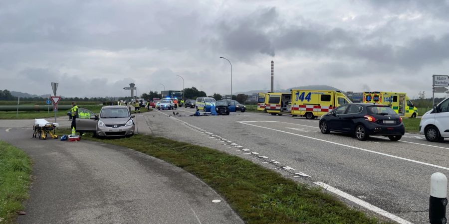 Sisseln: Unfall fordert drei Verletzte