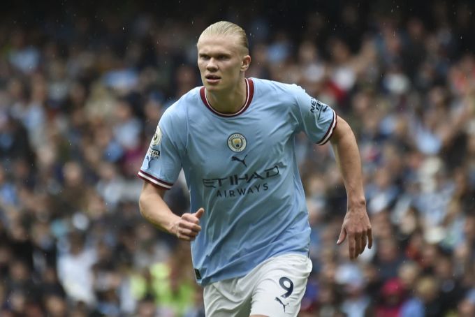 Erling Haaland hat sich rasch an die Premier League gewöhnt. Erling Haaland
