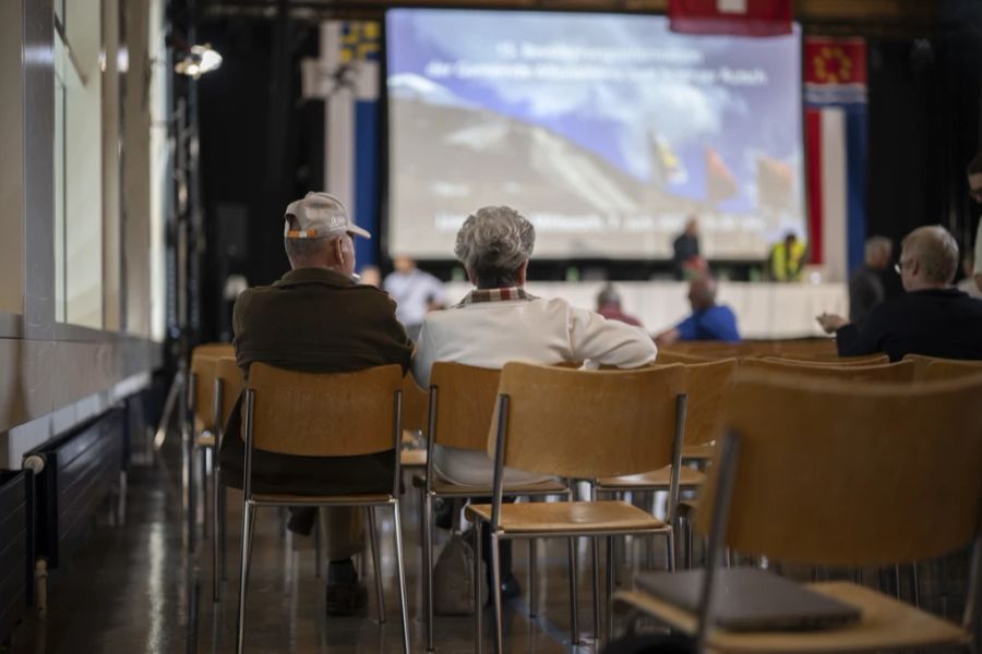 Regelmässig werden die Brienzerinnen und Brienzer über die aktuelle Lage informiert.