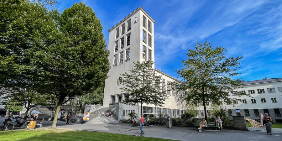 Die Lukas Kirche beim Vögeligärtli in der Stadt Luzern.