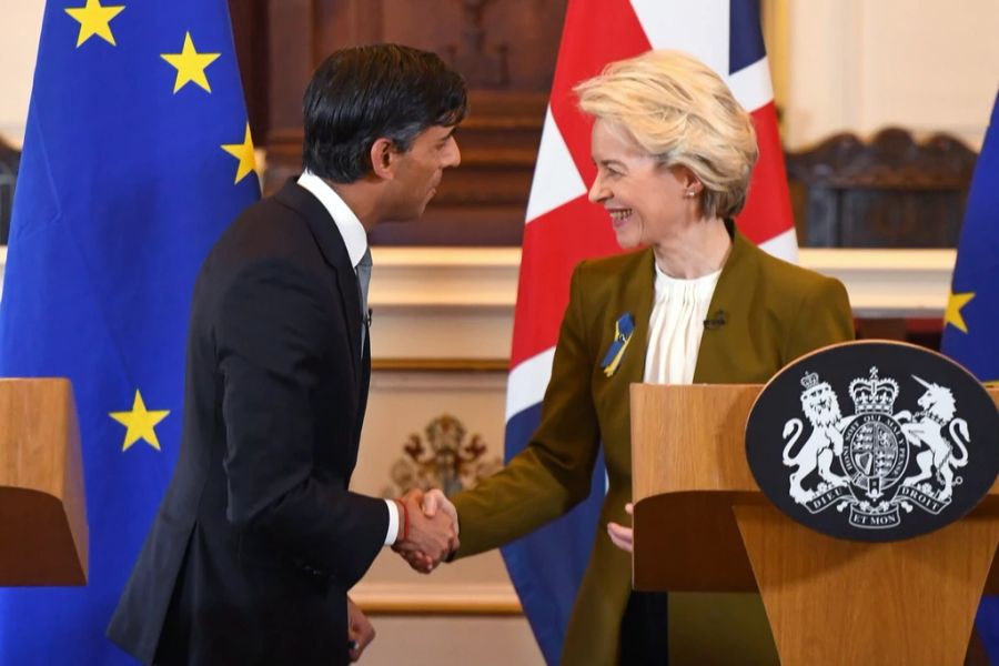 Allerdings: «Premierminister Rishi Sunak versucht – anders als sein Vor-Vorgänger Boris Johnson – die EU-Beziehungen zu beruhigen und konstruktiv zu gestalten.»