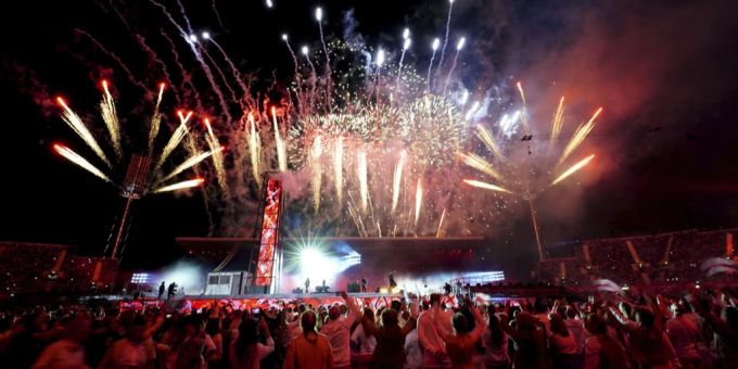 Ozzy Osbourne schliesst mit seinem Auftritt die Commonwealth-Games. ozzy osbourne