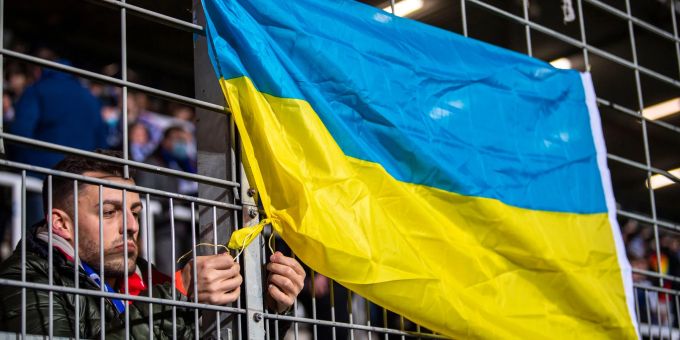 Trotz des Krieges soll in der ukrainischen Liga gespielt werden. Trotz des Krieges soll in der ukrainischen Liga gespielt werden.