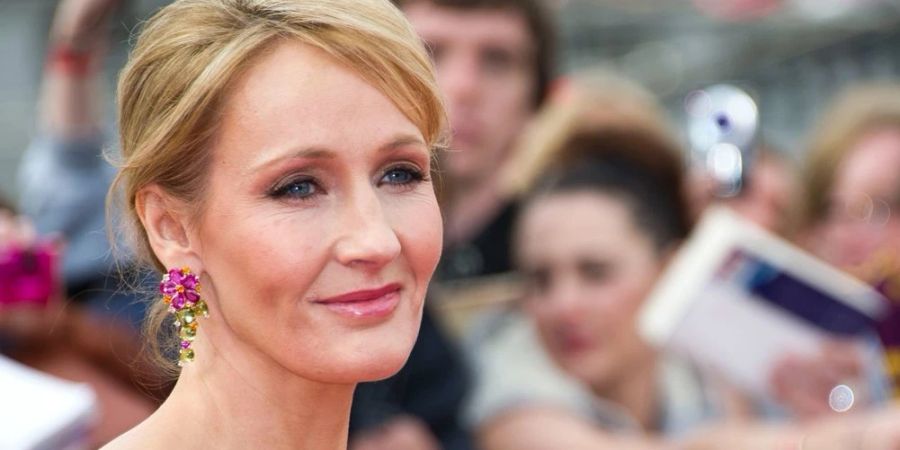 J.K. Rowling wird auf Twitter bedroht.