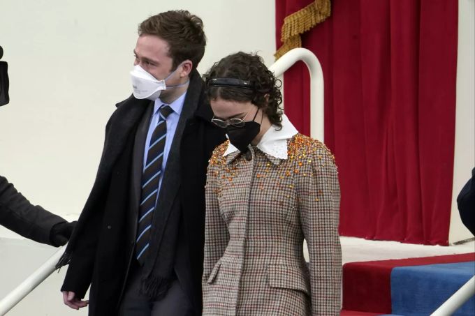 Ella Emhoff und ihr Bruder Cole bei der Biden-Inaguration. Biden Inauguration