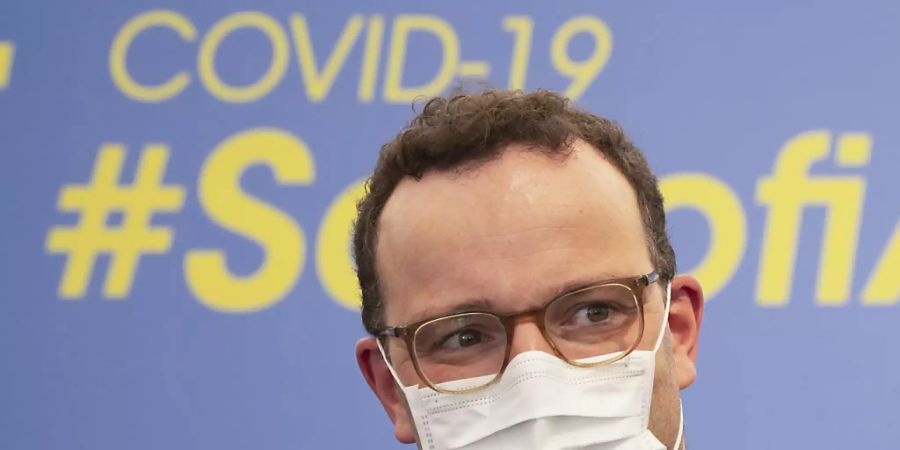 Der deutsche Gesundheitsminister, Jens Spahn, ist optimistisch, dass es noch in diesem Jahr eine Zulassung für einen Impfstoff in Europa geben wird. (Archivbild)