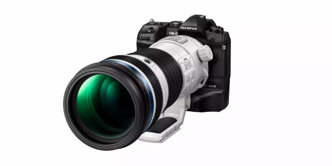 Supertelezoom - Olympus 150-400mm mit integriertem Telekonverter