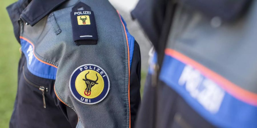Erstfeld UR: Brand in Mehrfamilienhaus