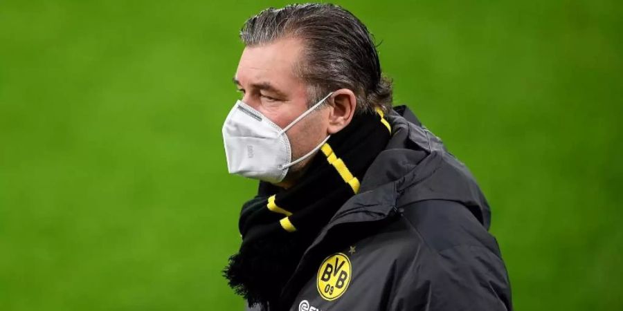 Ist gegen eine bevorzugte Impfung von Fussballern: Michael Zorc, Sportdirektor von Borussia Dortmund. Foto: Frederic Scheidemann/Getty Images Europe/Pool/dpa