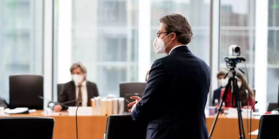 Verkehrsminister Andreas Scheuer steht als Zeuge vor dem Maut-Untersuchungsausschus des Bundestags. Foto: Kay Nietfeld/dpa
