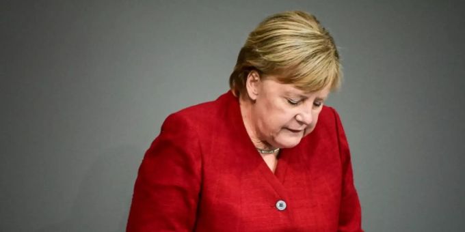 Kanzlerin Merkel im Bundestag Kanzlerin Merkel im Bundestag