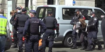 Polizei Festnahmen Zürich