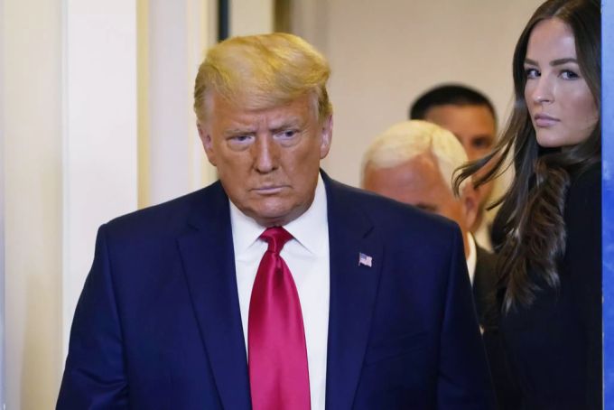 Tom Brady macht eine abschätzige Bemerkung an Donald Trump und dessen Anghängerschaft. Tom Brady