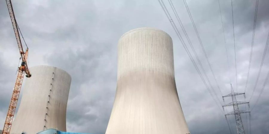 ARCHIV - Die Kühltürme des RWE-Kohlekraftwerkes Westfalen in Hamm. Heute gingen die letzten beiden Steinkohle-Kraftwerke vom Netz. Foto: picture alliance / dpa