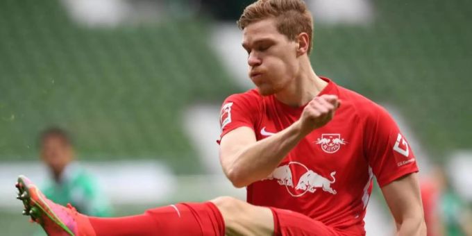 Borussia Dortmund soll Interesse an einer Verpflichtung von Leipzigs Abwehrspieler Marcel Halstenberg haben. Foto: Carmen Jaspersen/dpa Borussia Dortmund soll Interesse an einer Verpflichtung von Leipzigs Abwehrspieler Marcel Halstenberg haben. Foto: Carmen Jaspersen/dpa