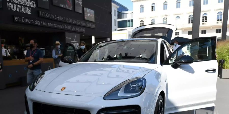 E-Hybrid von Porsche auf der IAA