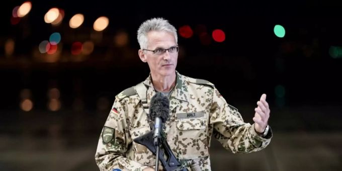 General Arlt General Arlt
