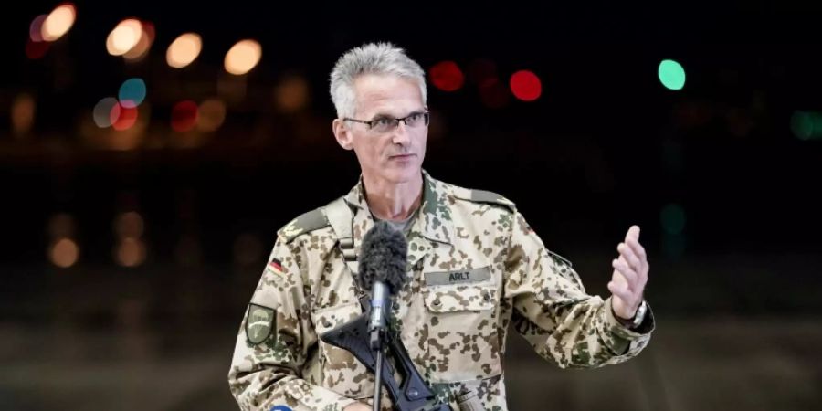 General Arlt