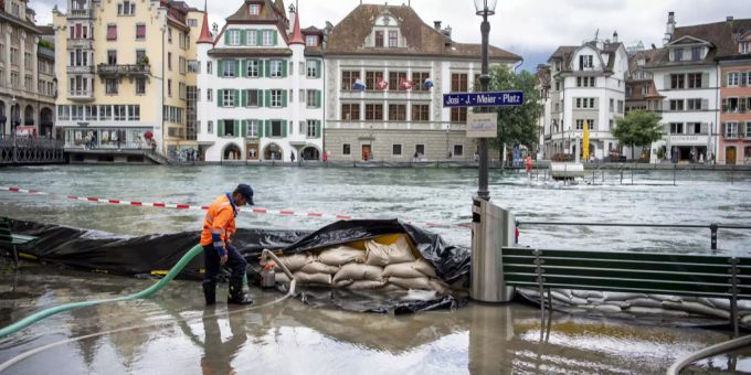 Die Reuss hat in Luzern den Rekord von 2005 gebrochen. Reuss