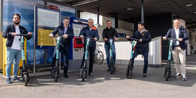 Von links nach rechts: Emre Argön, TIER; Patrick Wahl, Gemeinde Risch; Peter Glanzmann, Gemeinde Risch; Nico Misselwitz, Roche Diagnostics; Ercan Recan, Gemeinde Risch; Peter Wicki, Zug Estates