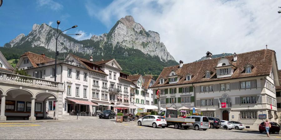 Der Hauptplatz von Schwyz.