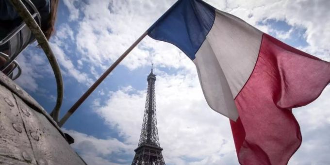 Frankreich gibt sich noch vorsichtig, ab dem 11. Mai soll gelockert werden. Bis dahin muss die Pandemie aber ausreichend eingedämmt sein. Frankreich Coronavirus