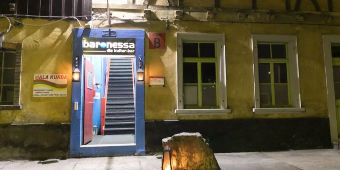 Die Baronessa in Lenzburg. Baronessa Lenzburg