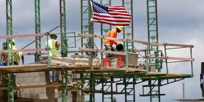 Amerikas Arbeitsmarkt zeigt Stärke: mit mehr neuen Stellen und stabilisierter Arbeitslosenquote. (Symbolbild) Arbeitsmarkt
