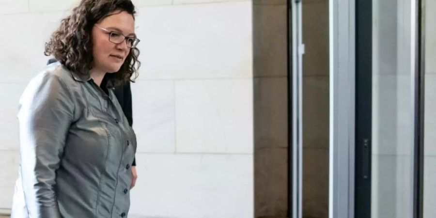 Nahles auf dem Weg zu ihrer letzten Fraktionssitzung