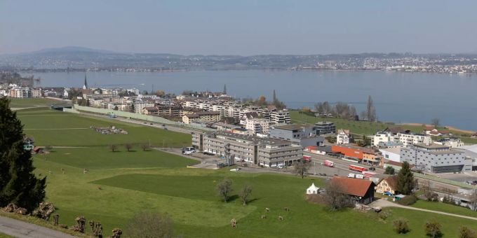 Gemeinde - Die Oberseefähre Altendorf fährt wieder – 2022 sogar länger