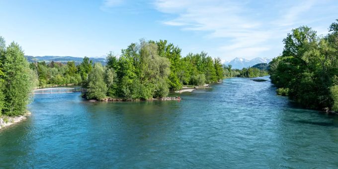 Die Aare von der Hunzigenbrücke aus gesehen. - Belp Aaretal