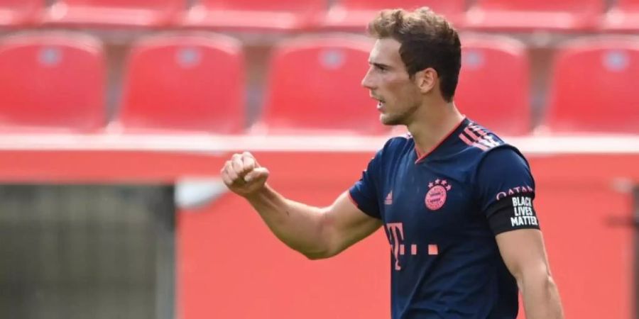 Wird vom Bundestrainer für sein gesellschaftliches Engagement gelobt: Leon Goretzka. Foto: Matthias Hangst/Getty Images Europe/Pool/dpa