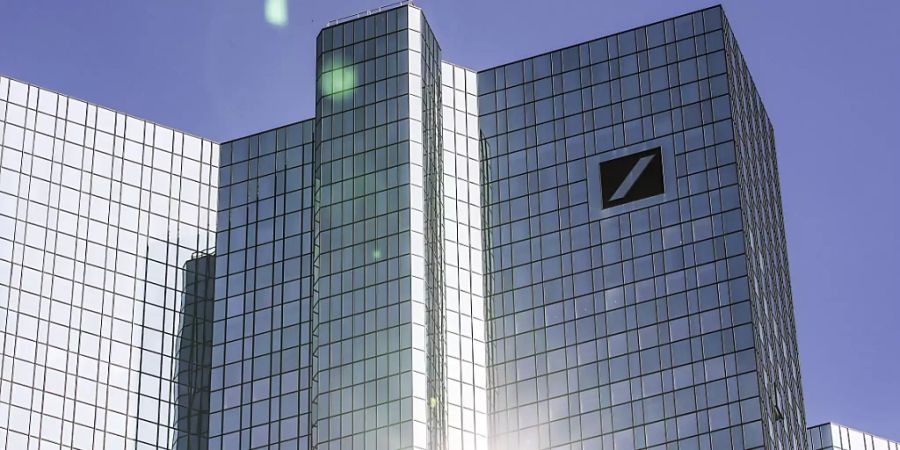 Die «Süddeutsche Zeitung» zitiert aus einem Bericht der US-Bankenaufsicht, wonach die Geschäftsprozesse der Deutschen Bank in den USA katastrophal sind. (Archivbild)