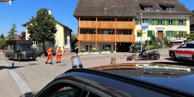 Unfallort in Uitikon Uitikon-Waldegg: Verkehrsunfall