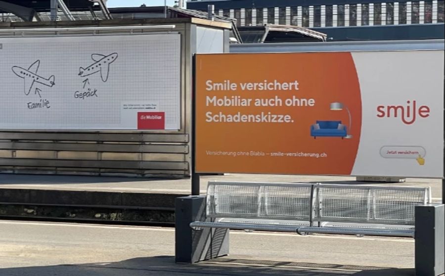 Die Smile-Versicherung setzt auf «humorvolle» und «überspitzte» Werbung.