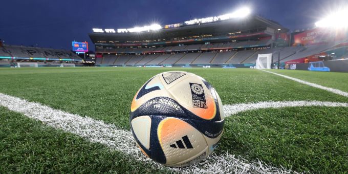 Mindestlohn erhöhen - Spaniens Fussballerinnen streiken für mehr Geld