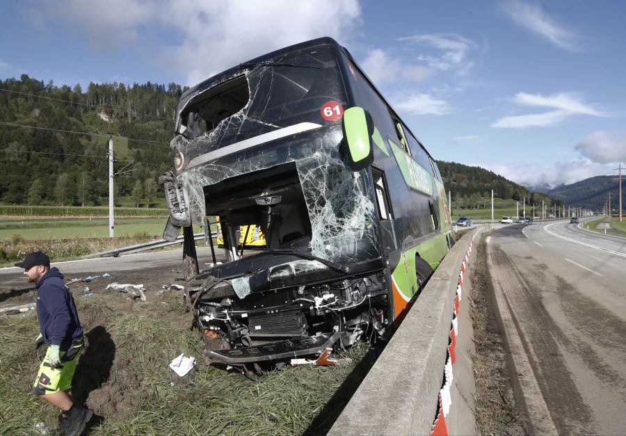 In Österreich ist ein Flixbus verunglückt.